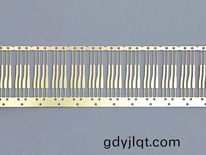 電(dian)鍍(du)鎳(nie)